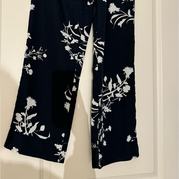 Joie Daltona Womens Lounge Pants Size M Navy Blue Floral - Picture 4 of 6